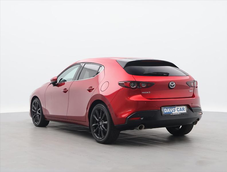 Mazda 3 2,0 Skyactiv-X180 GT Plus Bose - fotka 5 z 39