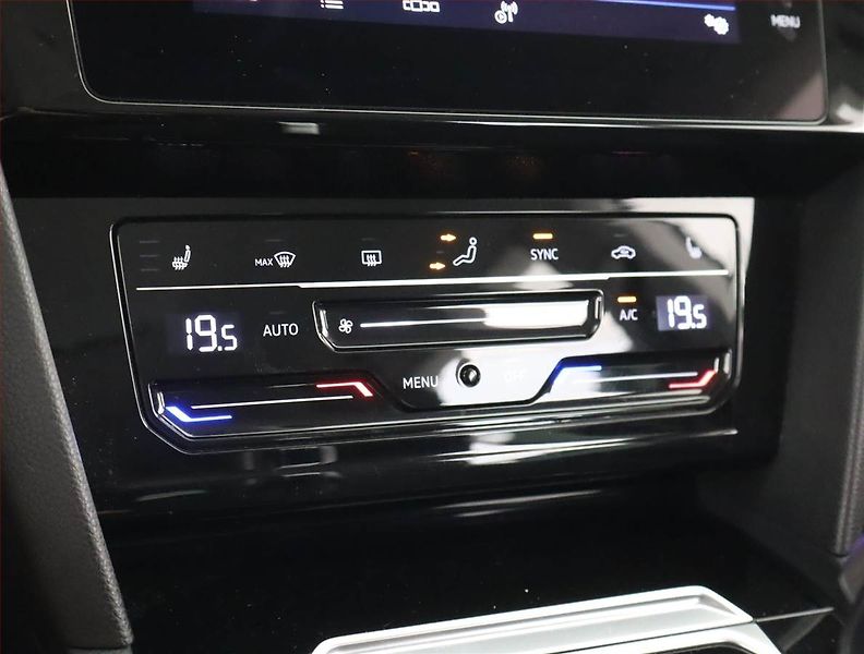 Volkswagen Arteon (2023) Elegance 2.0 TDI - fotka 21 z 23