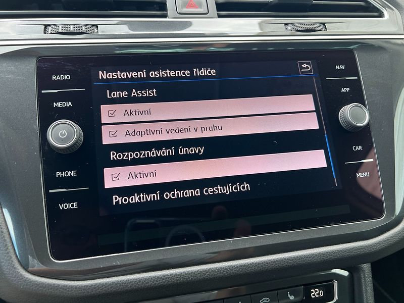 Volkswagen Tiguan (2018) 1.4TSi Join! Navigace! Tažné! - fotka 28 z 34