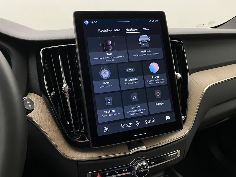 Volvo XC60 T6 AWD RECHARGE BRIGHT PLUS CZ - fotka 47 z 60