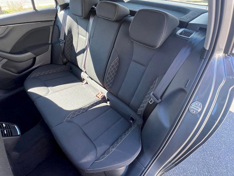 Škoda Kamiq (2023) Ambition 1.0TSi 81kW 6°manuáln - fotka 13 z 27