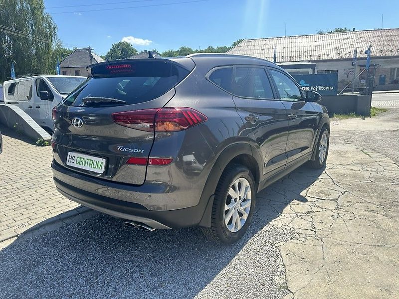 Hyundai Tucson 1.6  130kW - fotka 7 z 30