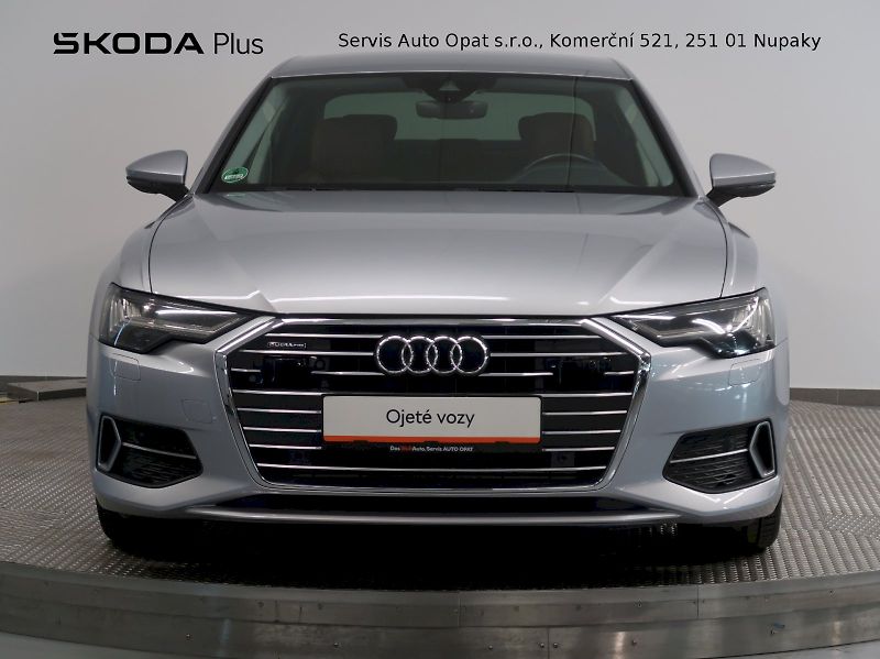 Audi A6 (2019) 50TDI 210KW 4x4 WEBASTO TAŽNÉ - fotka 4 z 38