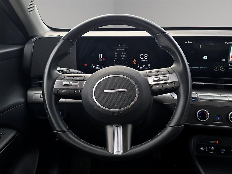 Hyundai Kona (2024) Comfort Club 1.0T-GDi 83kW, Se - fotka 10 z 24