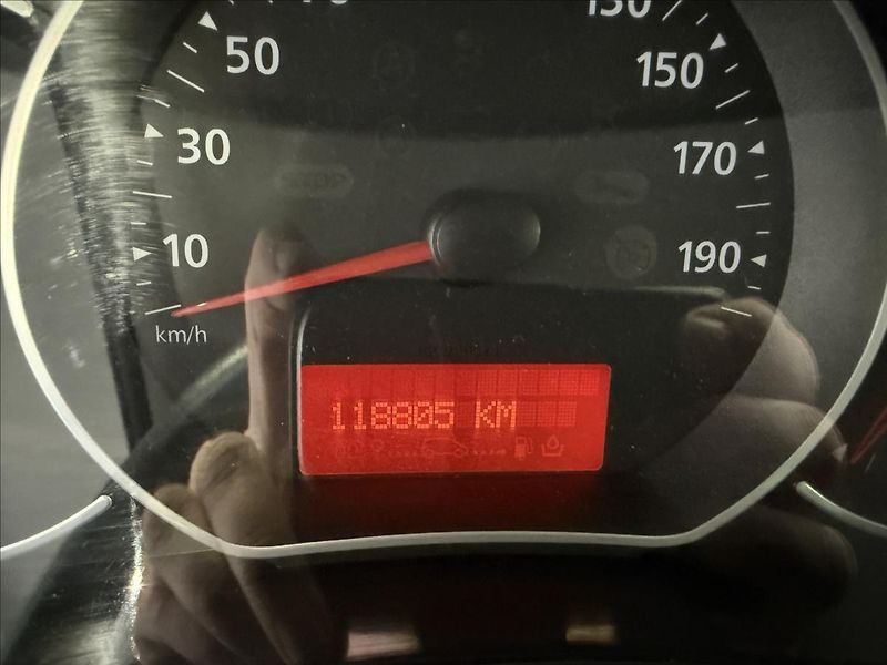 Renault Kangoo 1,5   ČR,DPH,SERVISKA,2.MAJITE - fotka 11 z 21