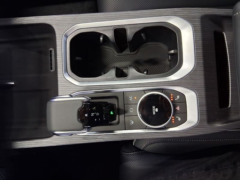 Jaecoo 7 (2026) Exclusive 1.6 tGDI AWD - fotka 14 z 22