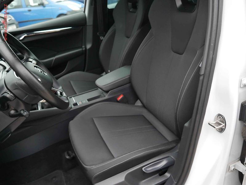 Škoda Octavia (2021) 1.5 TSi, ČR, navi, autoAC - fotka 9 z 18