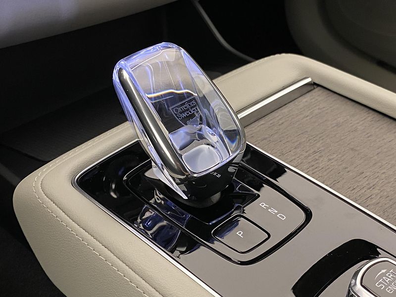 Volvo XC90 T8 AWD RECHARGE BRIGHT PLUS 7m - fotka 28 z 67