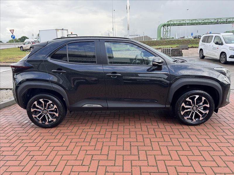 Toyota Yaris Cross (2026) 1,5 Style - fotka 4 z 12