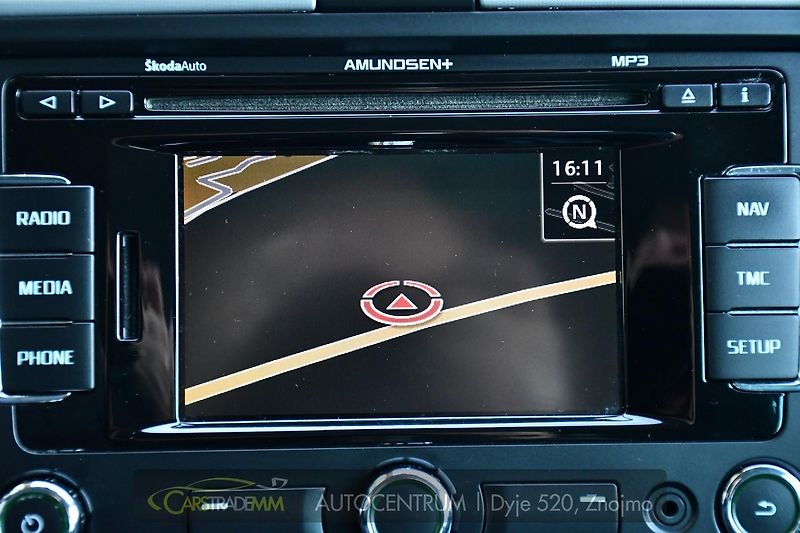 Škoda Superb 2,0TDi TAŽNÉ 2xKOLA - fotka 41 z 49
