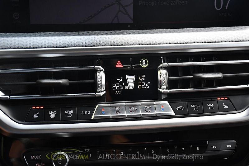 BMW X3 xDrive30d M-SPORT 1M ČR - fotka 31 z 54