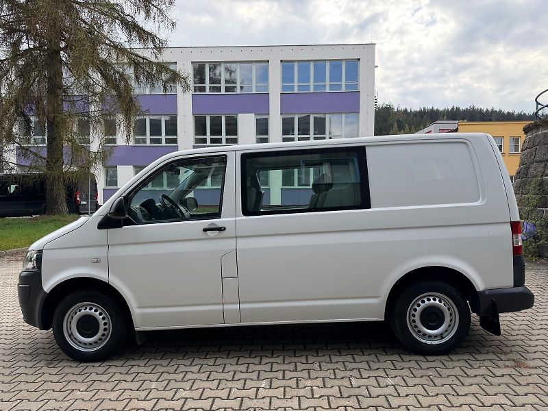 Volkswagen Transporter 2,0 TDi * + sada pneu  - fotka 2 z 21