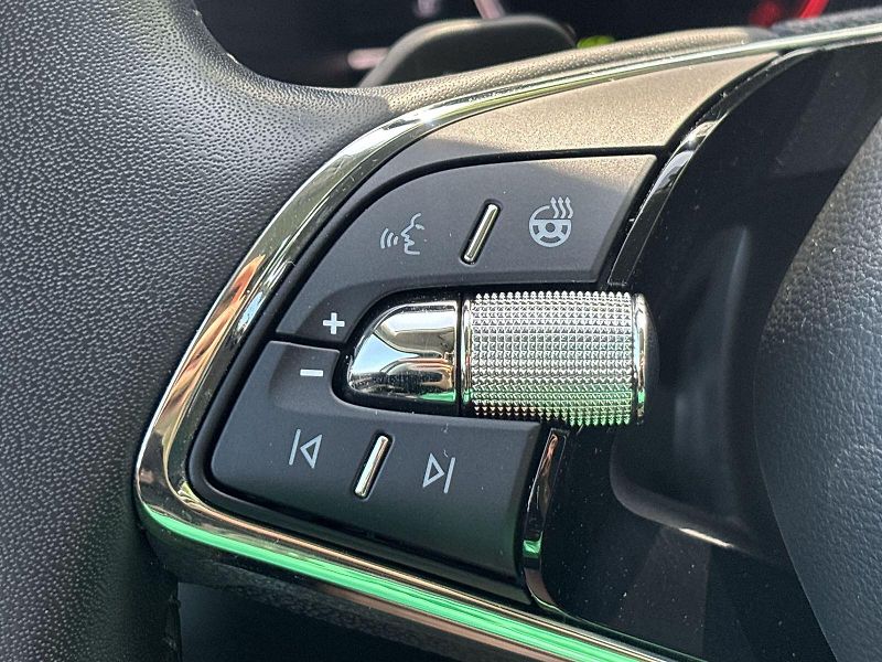 Škoda Karoq (2024) 1.5 TSI DSG Style - fotka 18 z 32