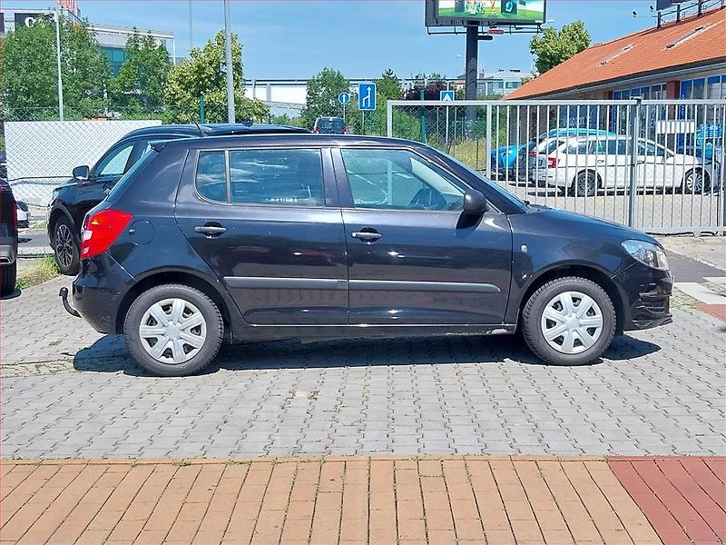 Škoda Fabia (2011) 1.2, Serv.kniha, Tažné - fotka 6 z 12