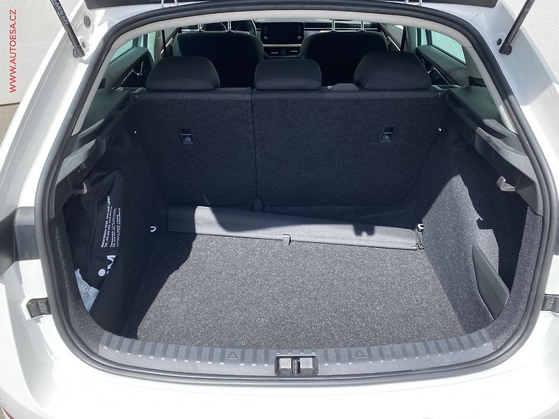 Škoda Scala (2023) 1.0 TSi, 1.maj,ČR, Style - fotka 7 z 19