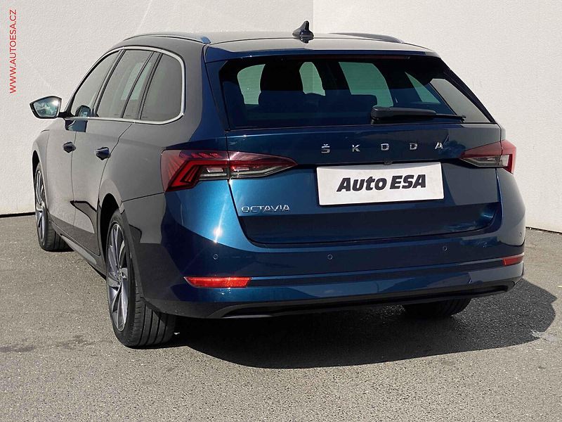 Škoda Octavia (2023) 2.0TDi, ČR, Style, DSG, LED - fotka 6 z 19