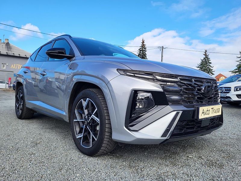 Hyundai Tucson 1.6 T-GDI mHEV 118kW 4x4 SMART - fotka 28 z 41