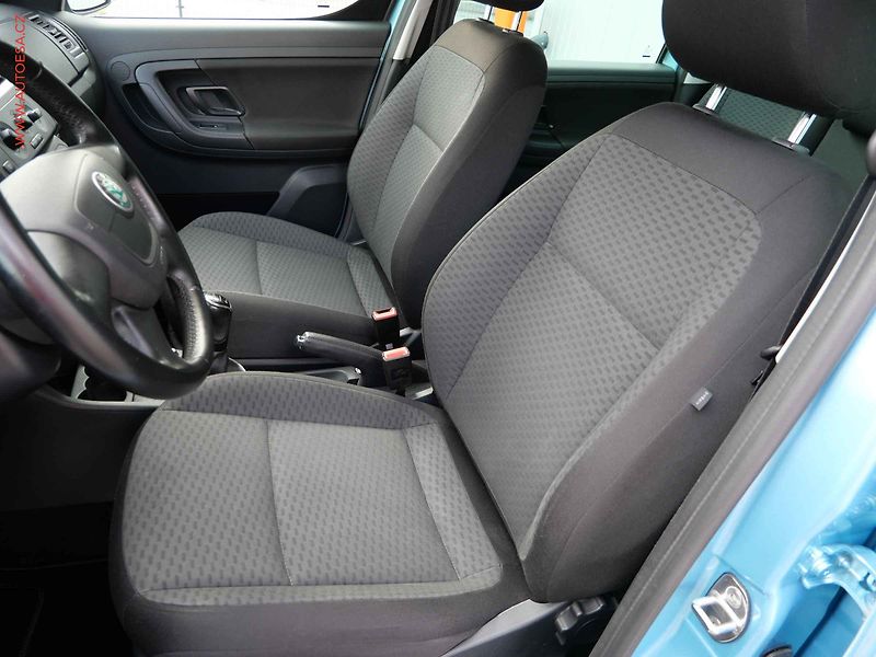 Škoda Roomster (2012) 1.2 TSI, 1.maj,ČR, Ambition - fotka 9 z 15