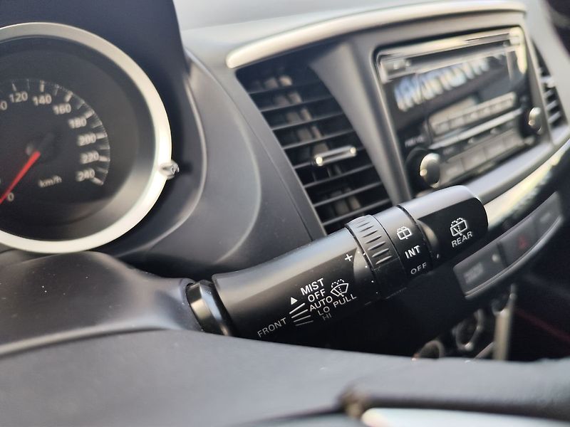 Mitsubishi Lancer 1.6 Mivec/86kW ČR 1.Majitel - fotka 22 z 27
