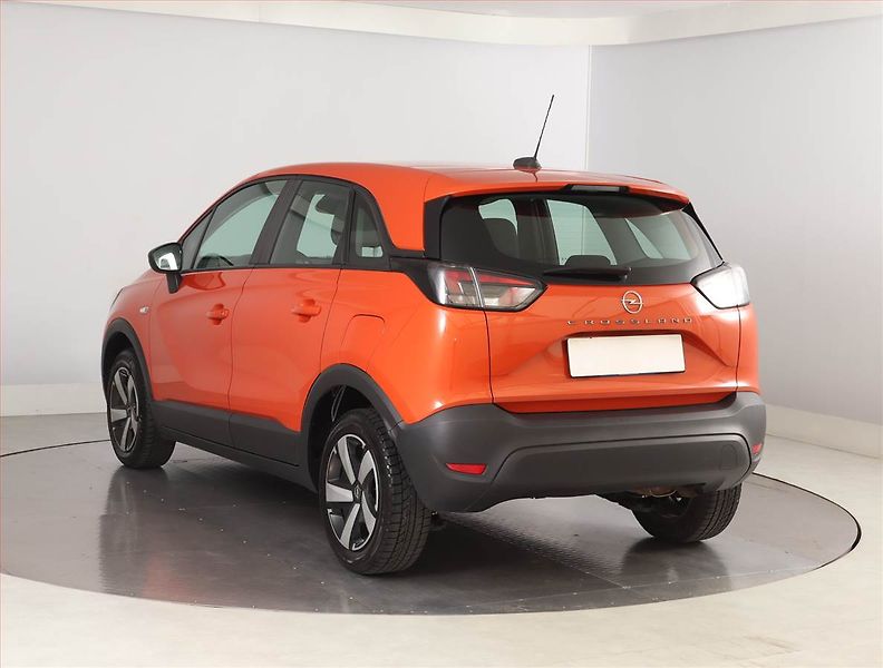 Opel Crossland X (2021) 1.2 Turbo, ČR,1.maj - fotka 4 z 19