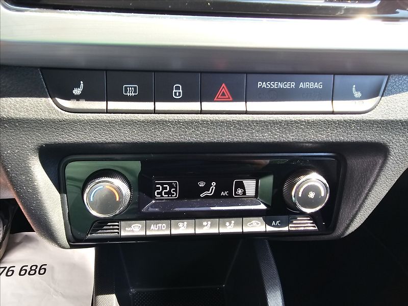 Škoda Fabia III 1,2TSi 66KW Drive - fotka 21 z 41
