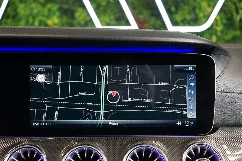 Mercedes-Benz CLS (2019) MANUFAKTUR*HUD*VZDUCH*360 - fotka 33 z 38