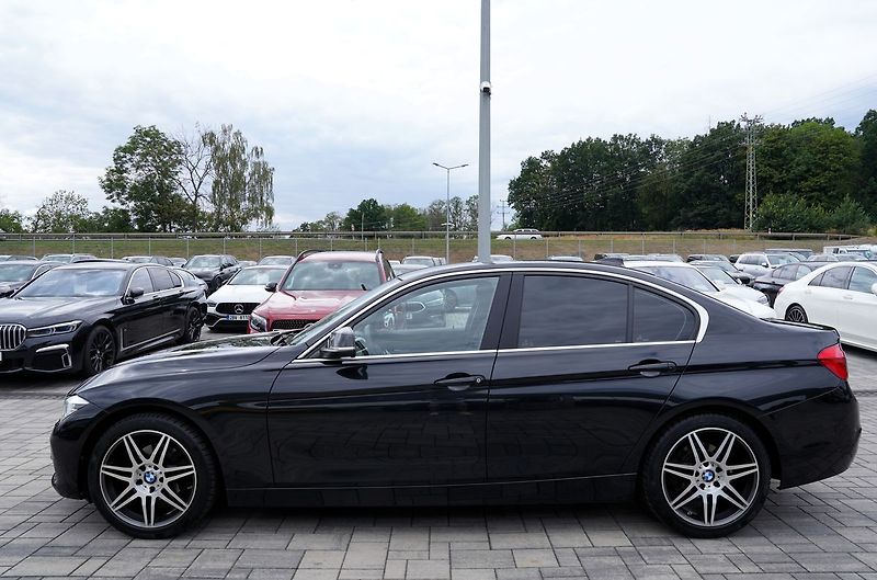 BMW Řada 3 320d automat/EfficientDynamic/ - fotka 3 z 39