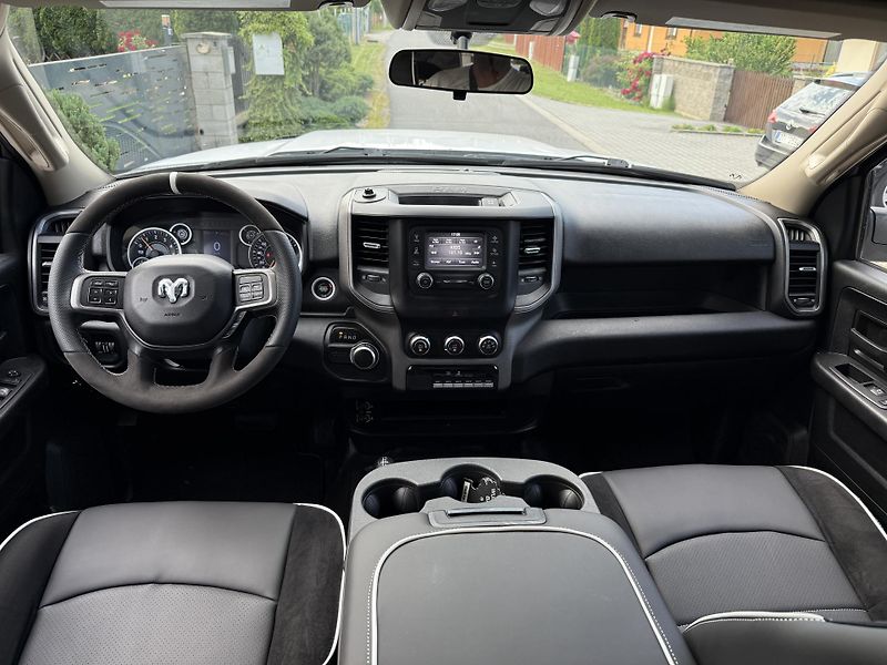 Dodge RAM (2020) +2500+HEMI+LPG+8feet LONG+ - fotka 26 z 26