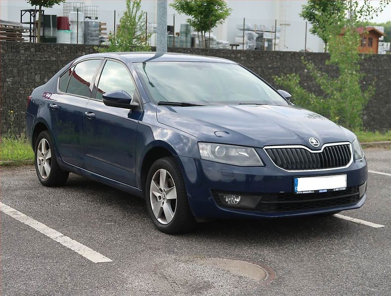 Škoda Octavia (2016) 2.0 TDI, Navi, Xenony - fotografie inzerátu