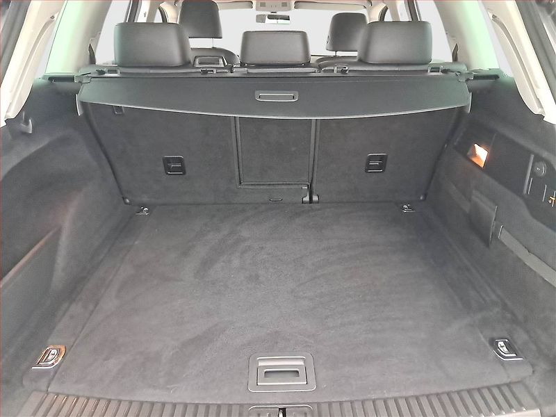 Volkswagen Touareg (2012) 3.0 TDI, 4X4, Automat, Kůže - fotka 14 z 19
