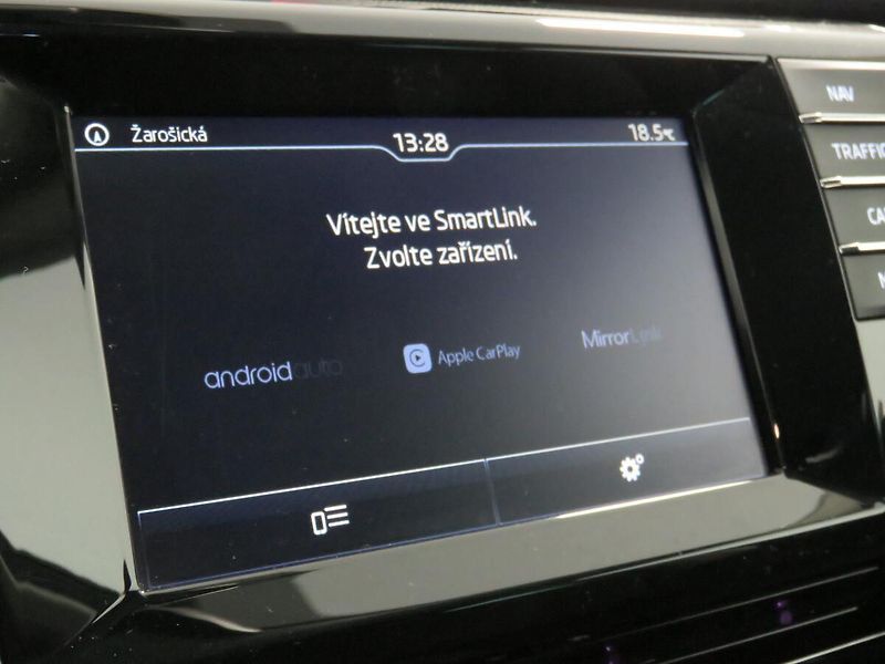 Škoda Superb - fotka 20 z 25
