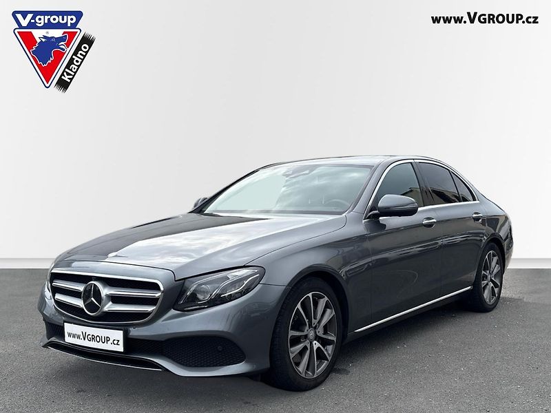 Mercedes-Benz Třídy E (2017)  E-Class 350d 4MATIC BURMESTER - fotka 2 z 30