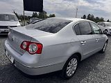 Volkswagen Passat B6 2.0 TDI,103 kW, 187 tis km, - náhled 9