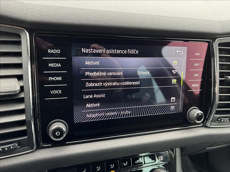 Škoda Kodiaq 2,0 TDI 110 kW Ambition DSG - fotka 39 z 42