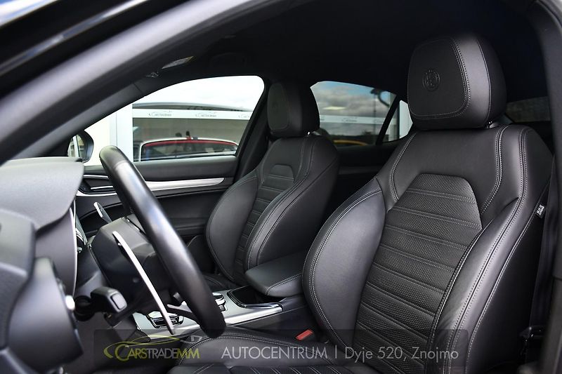 Alfa Romeo Stelvio 2.2 Diesel 16V 154kW ZADÁNO - fotka 11 z 54