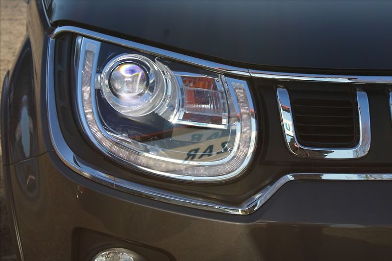 Suzuki Ignis 1,2 i  4x4,COMFORT,VÝHŘEVY - fotka 27 z 39