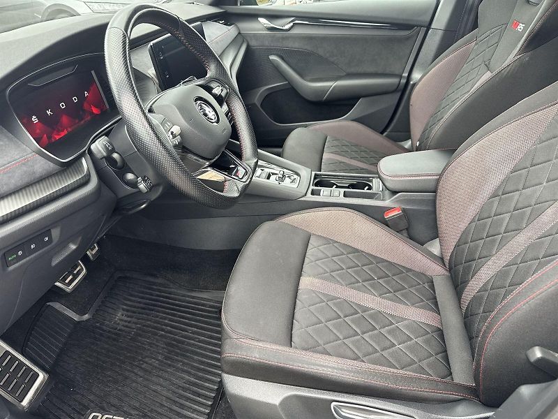 Škoda Octavia (2021) 2.0 TSI DSG RS - fotka 7 z 36