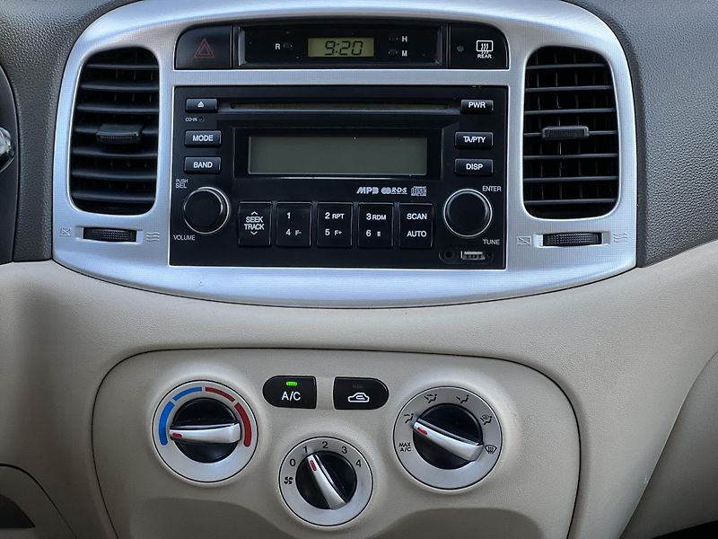 Hyundai Accent 1.5CRDi KLIMA TÁŽNÉ PŮVOD ČR - fotka 15 z 34