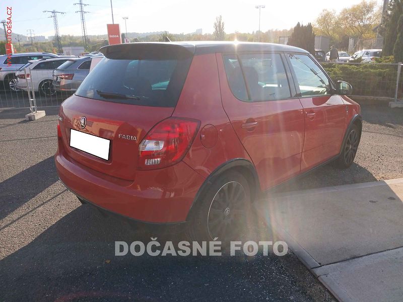 Škoda Fabia (2014) 1.6 TDi - fotka 2 z 3