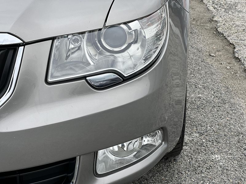 Škoda Superb 2.0TDi 125kw DSG NAVI KŮŽE ALU - fotka 42 z 46