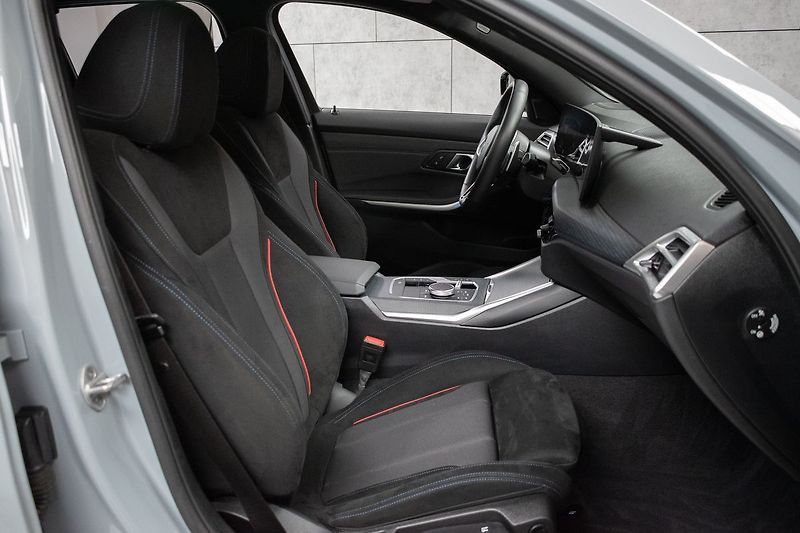 BMW Řada 3 320d xD ///M*TAŽNÉ*ZÁRUKA 2/28 - fotka 13 z 49