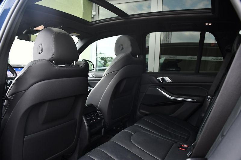 BMW X5 xDrive30d PANO TAŽNÉ 2XALU - fotka 22 z 42