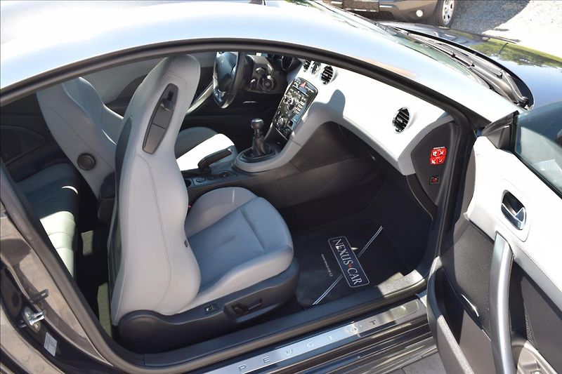 Peugeot RCZ 1,6 i 115KW NOVÁ STK ALU KLIMA - fotka 24 z 48