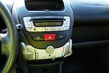 Peugeot 107 1.0i 68PS 5-dv. KLIMA-ZADÁNO! - náhled 21