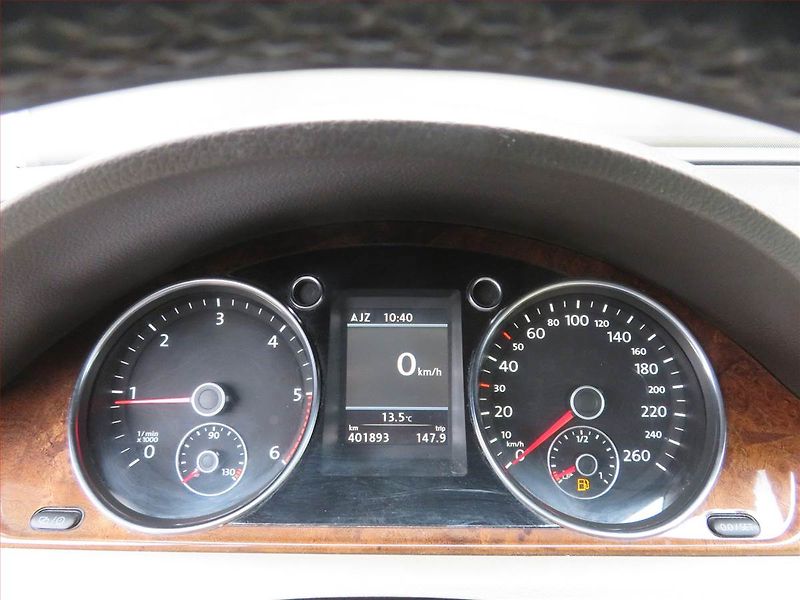 Volkswagen Passat (2013) 2.0 TDI, Navi, Tempomat - fotka 11 z 16