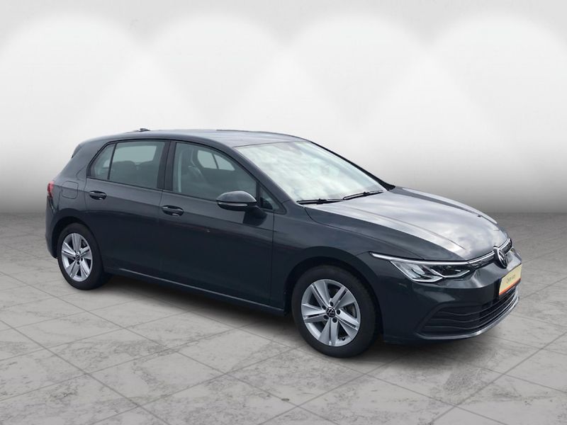 Volkswagen Golf 1.5 TSi LIFE - fotka 6 z 27