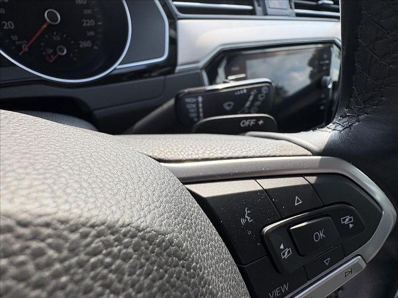 Volkswagen Passat 2,0 TDi140kW,Matrix,ACC,Kamera - fotka 10 z 45