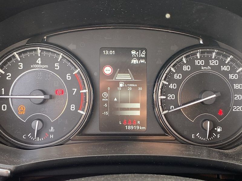 Suzuki Vitara 1.4BoosterJet, 18tis km, navi - fotka 10 z 17