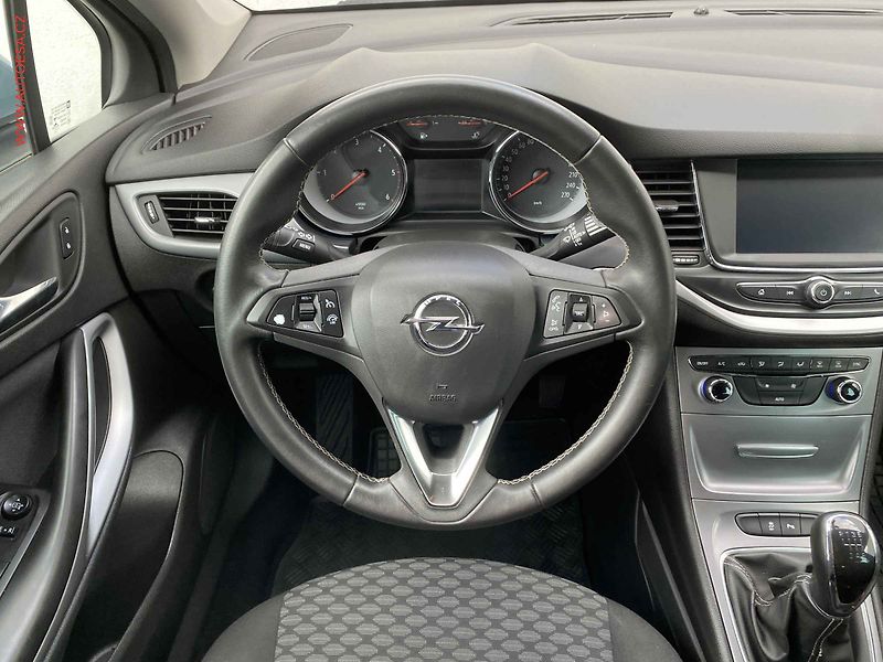 Opel Astra (2017) 1.6CDTi, ČR, AC, TZ - fotka 11 z 16