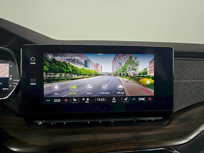 Škoda Octavia (2023) 2.0TDI 4x4 110kW DSG SCOUT TAŽ - fotka 12 z 30